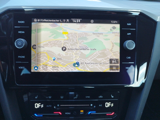 Passat Variant Business 2.0TDI DSG Navi/Carplay/