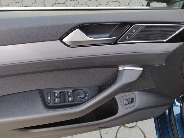 Passat Variant Business 2.0TDI DSG Navi/Carplay/