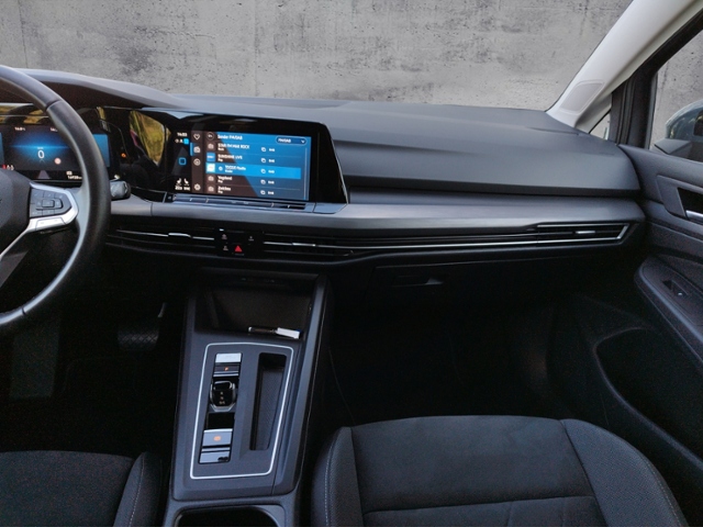 Golf VIII Variant Style 1.5 eTSI DSG STH/NAV/SHZ