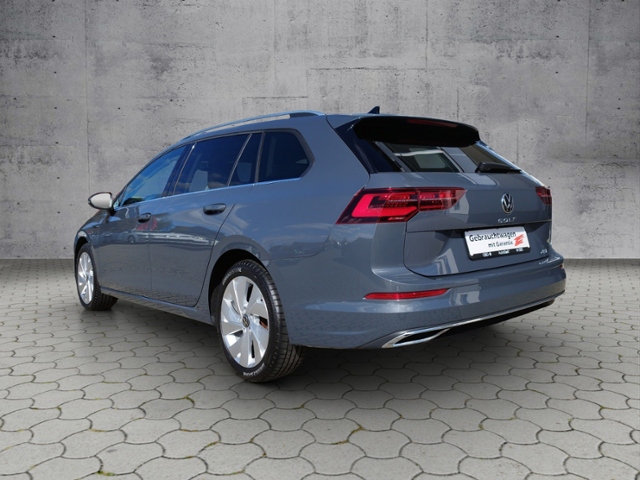 Golf VIII Variant Style 1.5 eTSI DSG STH/NAV/SHZ