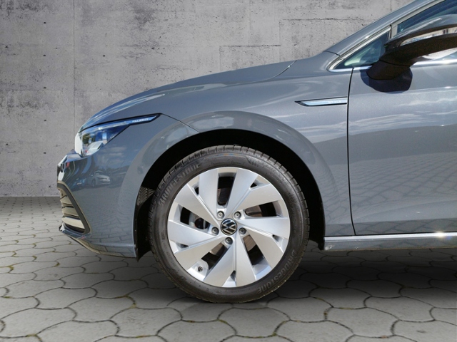 Golf VIII Variant Style 1.5 eTSI DSG STH/NAV/SHZ