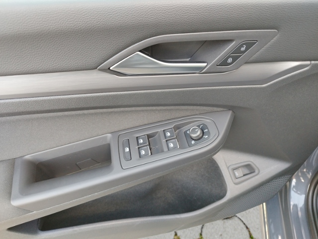 Golf VIII Variant Style 1.5 eTSI DSG STH/NAV/SHZ