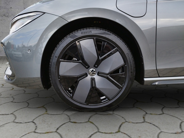 Passat Variant R-Line 1.5 TSI eHybrid DSG Black 