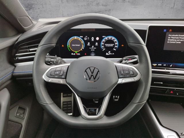 Passat Variant R-Line 1.5 TSI eHybrid DSG Black 