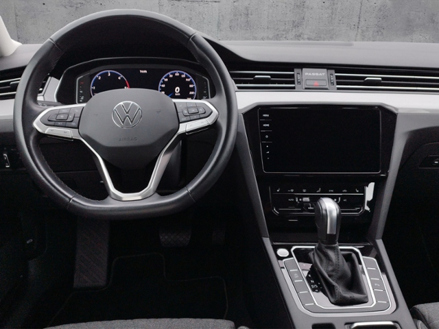 Passat Variant Business 2.0TDI DSG/Navi/Massage/