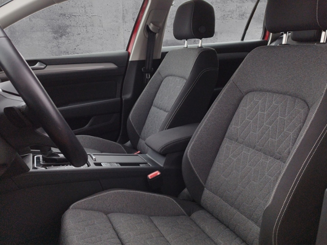 Passat Variant Business 2.0TDI DSG/Navi/Massage/