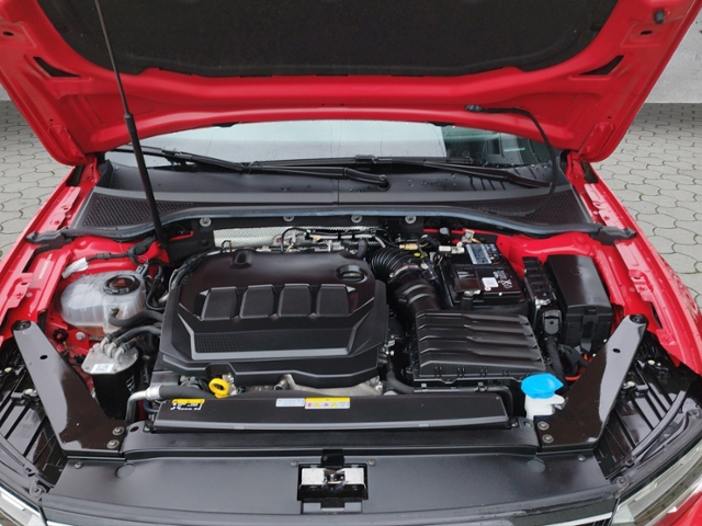 Passat Variant Business 2.0TDI DSG/Navi/Massage/