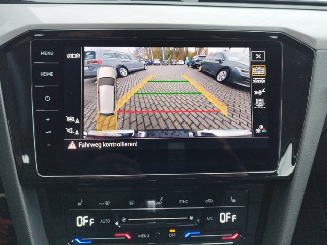 Passat Variant Business 2.0TDI DSG/Navi/Massage/