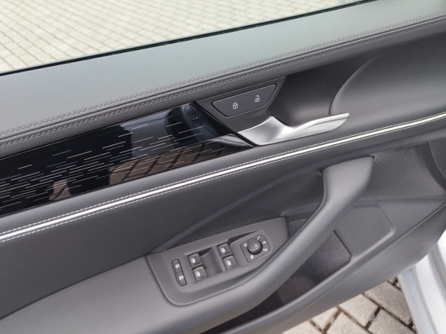 Passat Variant Business 1.5 eTSI DSG NAV/SHZ KLI