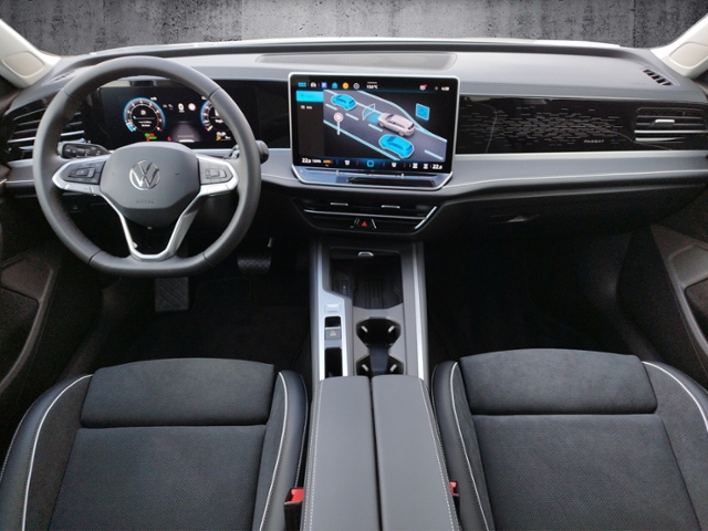 Passat Variant Business 1.5 eTSI DSG NAV/SHZ KLI