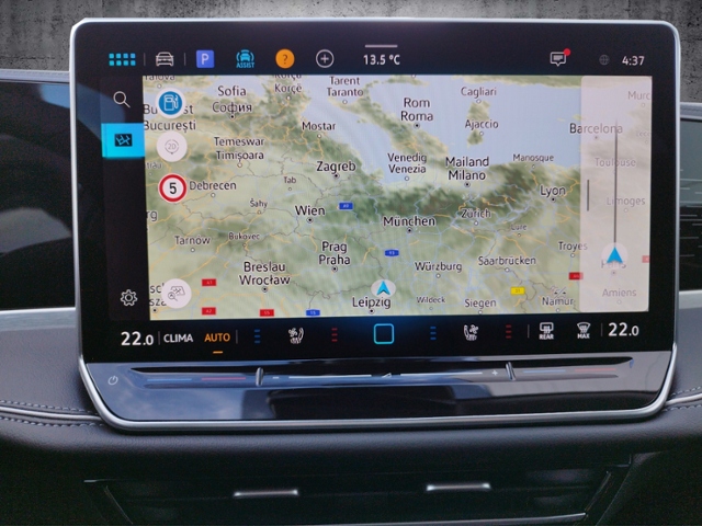 Passat Variant Business 1.5 eTSI DSG NAV/SHZ KLI