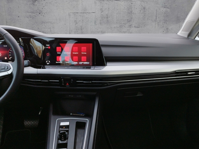 Golf VIII Variant Life 2.0 TDI DSG BusinessPrem.