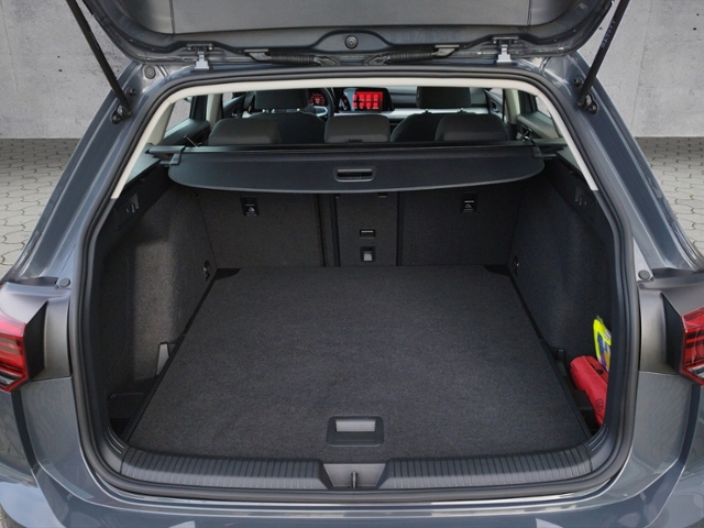 Golf VIII Variant Life 2.0 TDI DSG BusinessPrem.