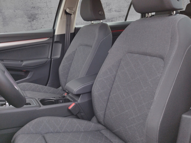 Golf VIII Variant Life 2.0 TDI DSG BusinessPrem.