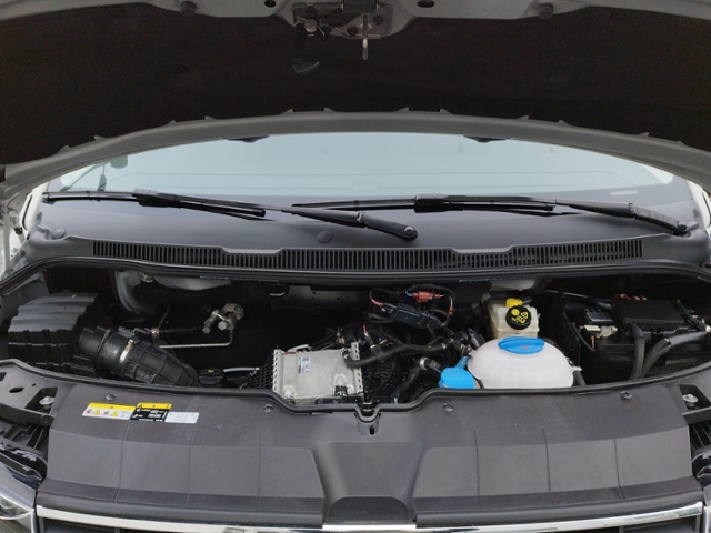 Multivan T6.1 Generation Six 2.0 TDI DSG KLIMA L