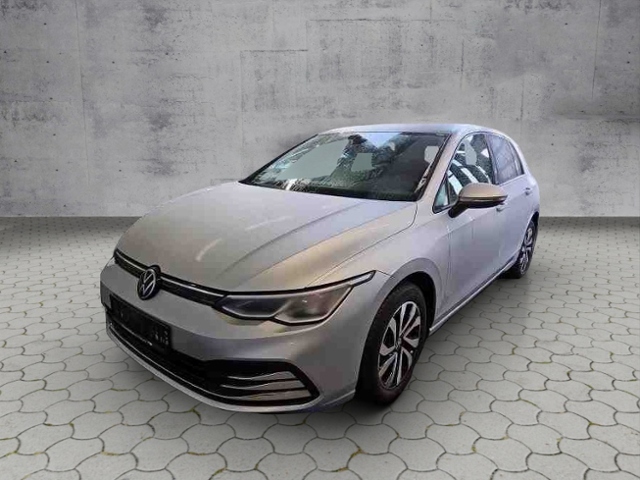 Golf VIII Active 1.5 TSI STH/NAV/ACC KLIMA LED N