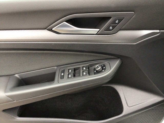 Golf VIII Active 1.5 TSI NAV/LED+/ACC KLIMA LED