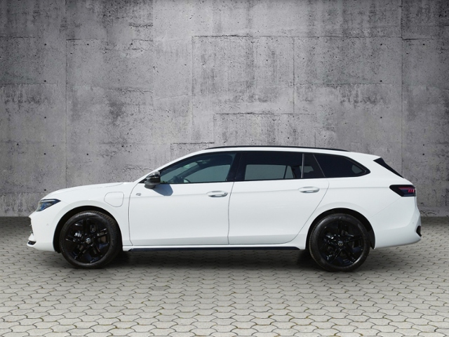 Passat Variant R-line 1.5TSI eHybrid BlackStyle/