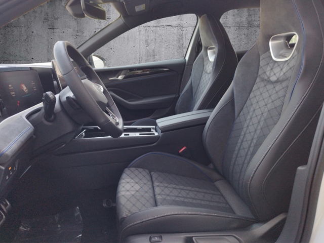 Passat Variant R-line 1.5TSI eHybrid BlackStyle/