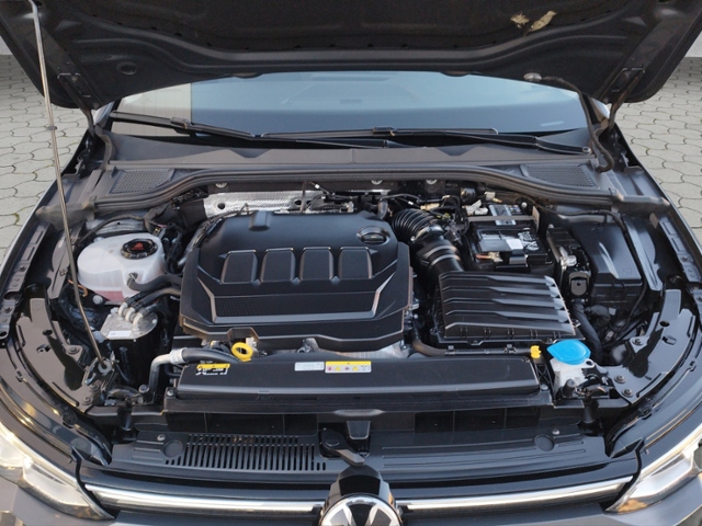 Golf VIII Variant Style 2.0TDI DSG/AHK/Navi/L+S/