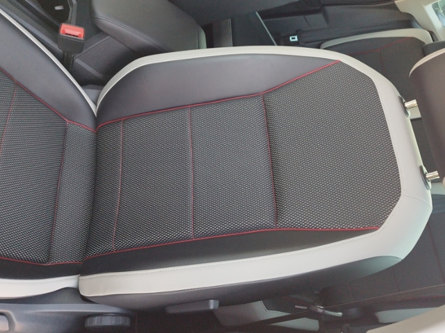 Tiguan Urban Sport 2.0 TSI 4Motion DSG KLIMA LED