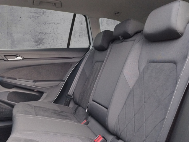 Golf VIII Variant Style 2.0 TDI DSG IQ.LIGHT/Bus