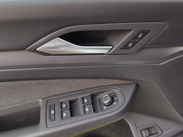 Golf VIII Variant Style 2.0 TDI DSG IQ.LIGHT/Bus