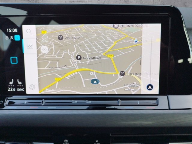 Golf VIII Variant Style 1.5 eTSI DSG PANO/HUD KL