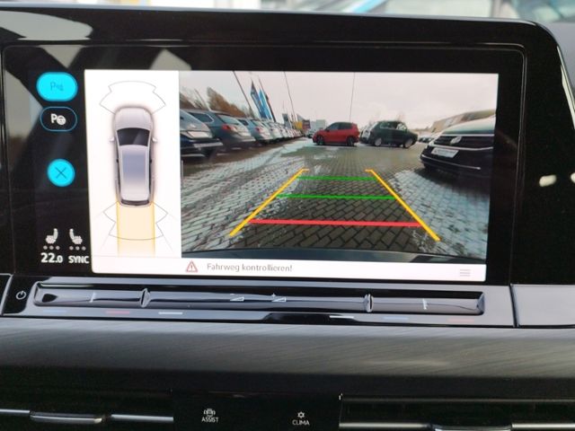 Golf VIII Variant Style 1.5 eTSI DSG PANO/HUD KL