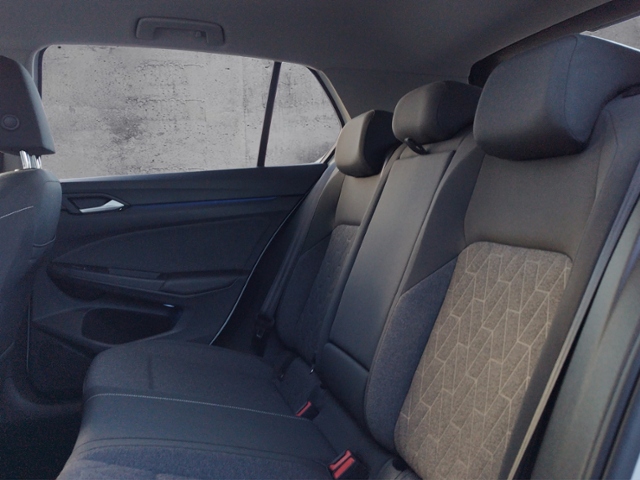 Golf VIII Move 1.5 TSI LED+/IQ.DRIVE KLIMA ALU