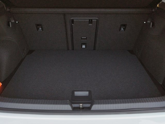 Golf VIII Move 1.5 TSI LED+/IQ.DRIVE KLIMA ALU