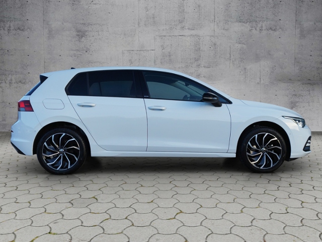 Golf VIII Move 1.5 TSI LED+/IQ.DRIVE KLIMA ALU