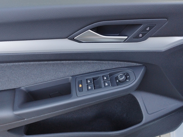 Golf VIII Move 1.5 TSI LED+/IQ.DRIVE KLIMA ALU