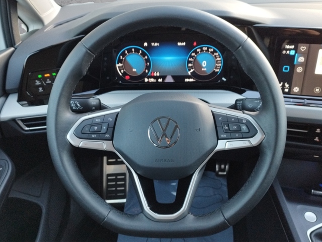 Golf VIII Move 1.5 TSI LED+/IQ.DRIVE KLIMA ALU