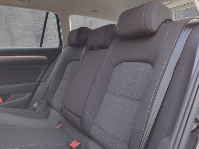 Passat Variant Business 2.0 TDI DSG STH/Business