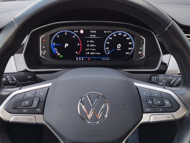 Passat Variant Business 2.0 TDI DSG STH/Business