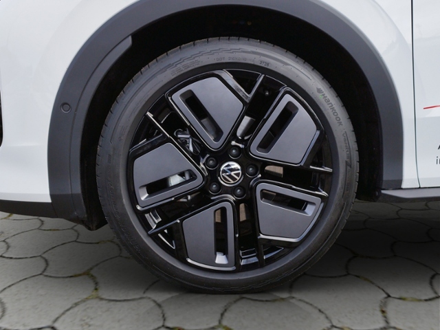 T-Roc R-line 1.5eTSI DSG BlackStyle/IQDrive/Keyl