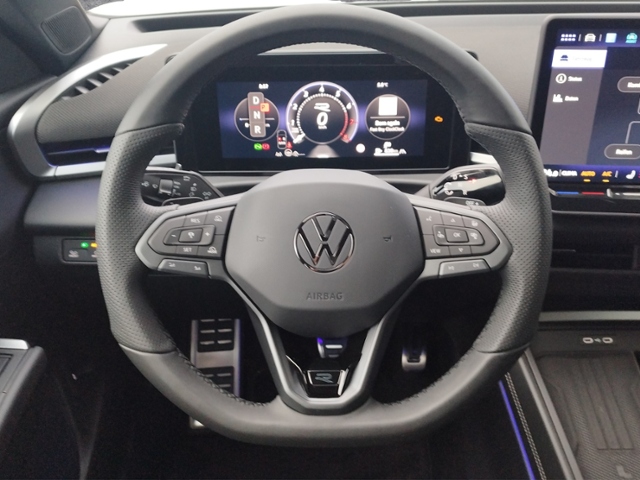 T-Roc R-line 1.5eTSI DSG BlackStyle/IQDrive/Keyl