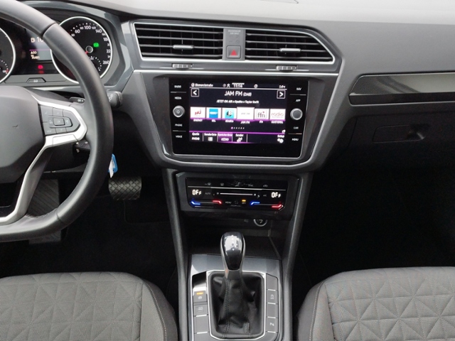 Tiguan Life 2.0 TDI DSG NAV/RFK KLIMA LED NAVI A