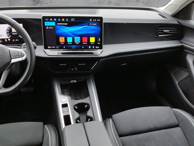 Passat Variant Business 1.5 eTSI DSG IQ.DRIVE KL