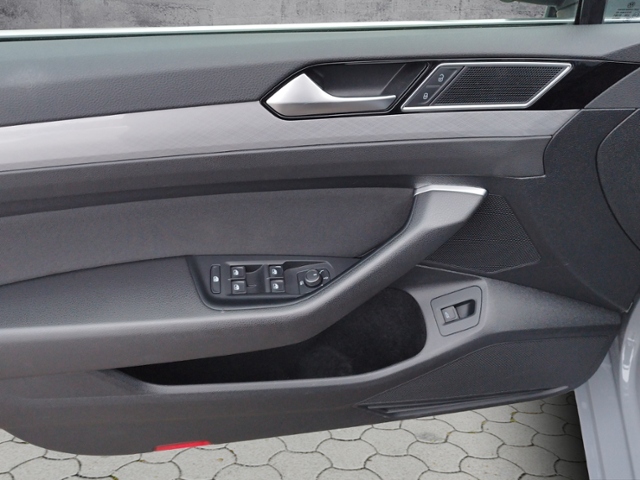 Passat Variant Business 2.0 TDI DSG BusinessPrem