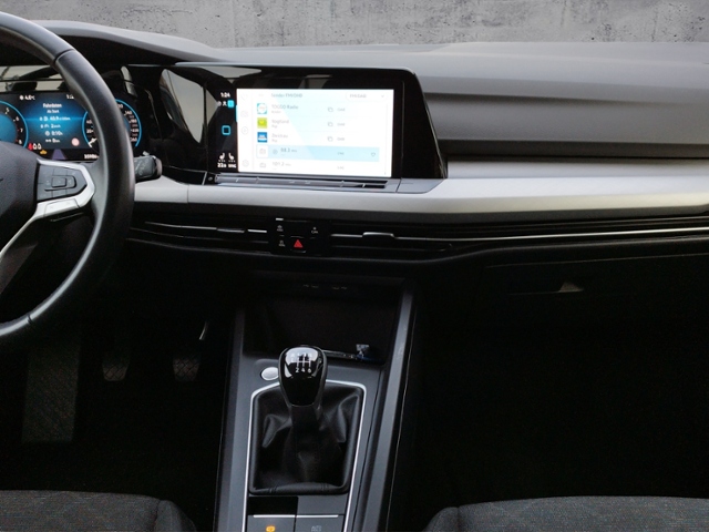 Golf VIII Life 1.5 TSI LED+/NAV/LightAssist KLIM