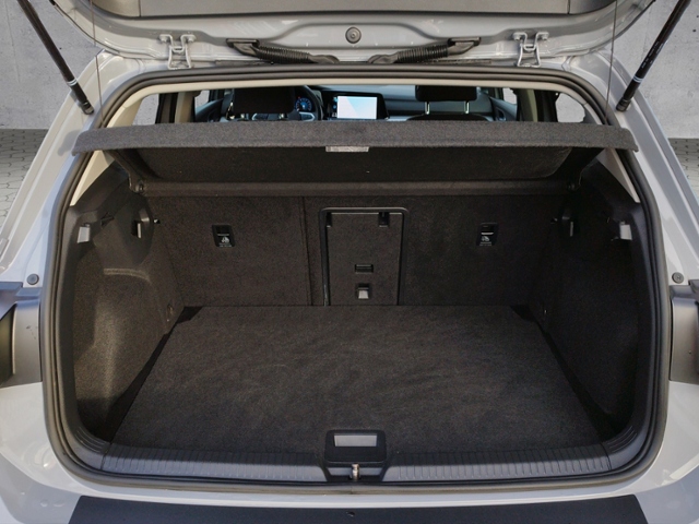 Golf VIII Life 1.5 TSI LED+/NAV/LightAssist KLIM