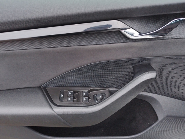 Octavia Combi RS 2.0 TDI DSG NAV/SHZ/LED KLIMA L