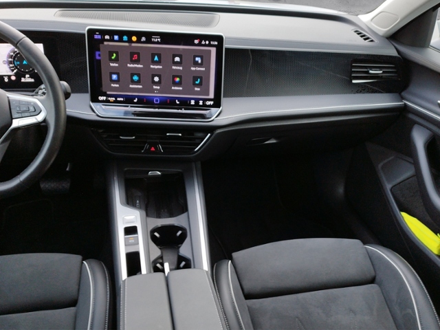 Passat Variant Business 1.5 eTSI DSG IQ.DRIVE/SH