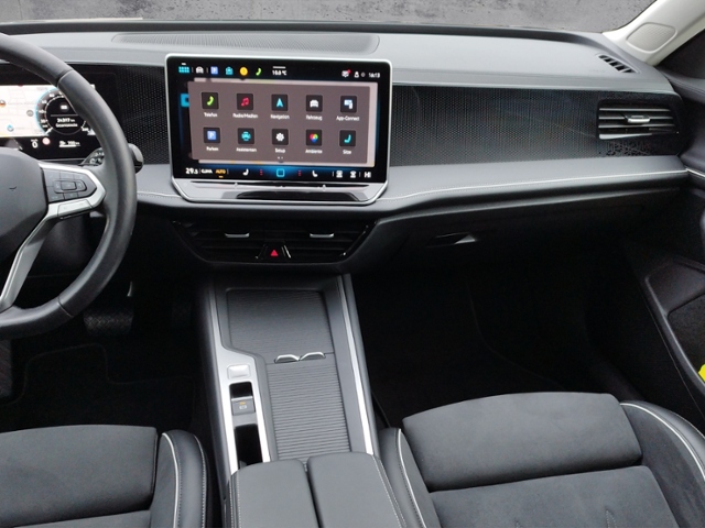 Passat Variant Business 1.5 eTSI DSG IQ.DRIVE/SH