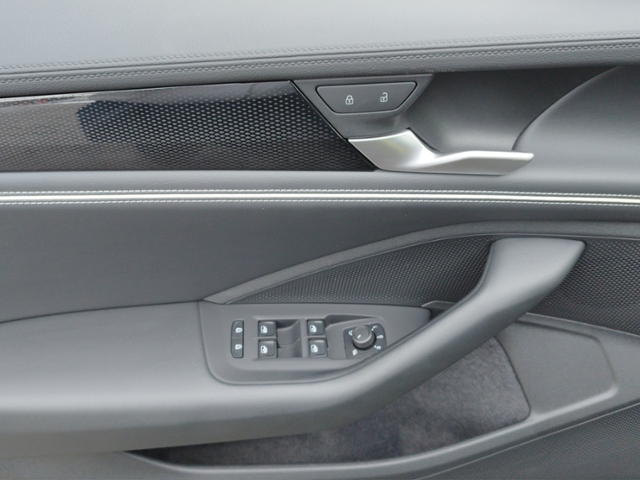 Passat Variant Business 1.5 eTSI DSG IQ.DRIVE/SH