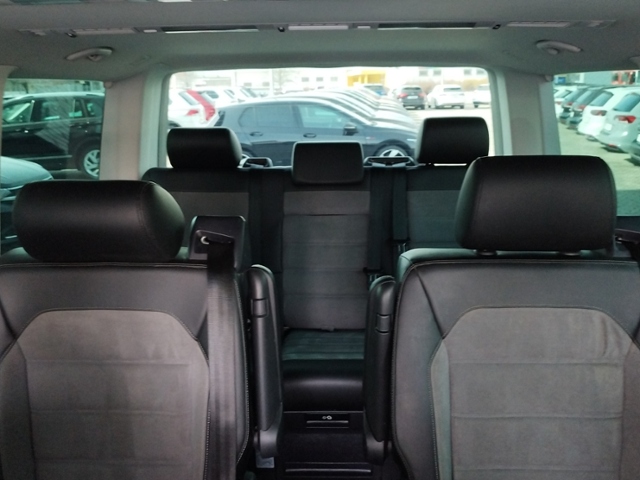 Multivan T6.1 Generation Six 2.0 TDI 4M DSG AHK