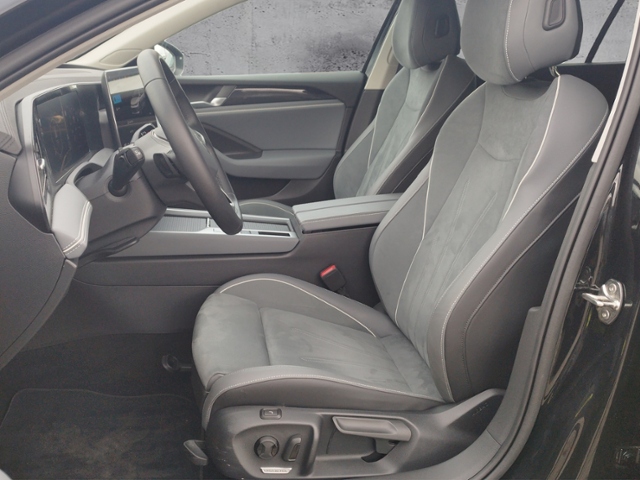 Passat Variant 2.0TDI DSG IQ.DRIVE/TRAVEL/LED