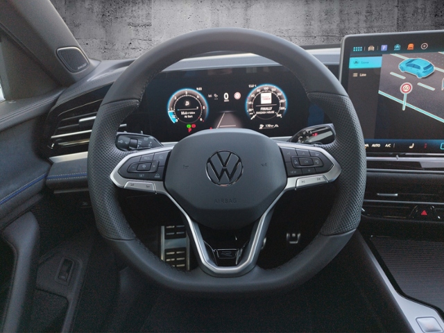 Passat Variant 2.0 TDI DSG 4M R-LINE STH